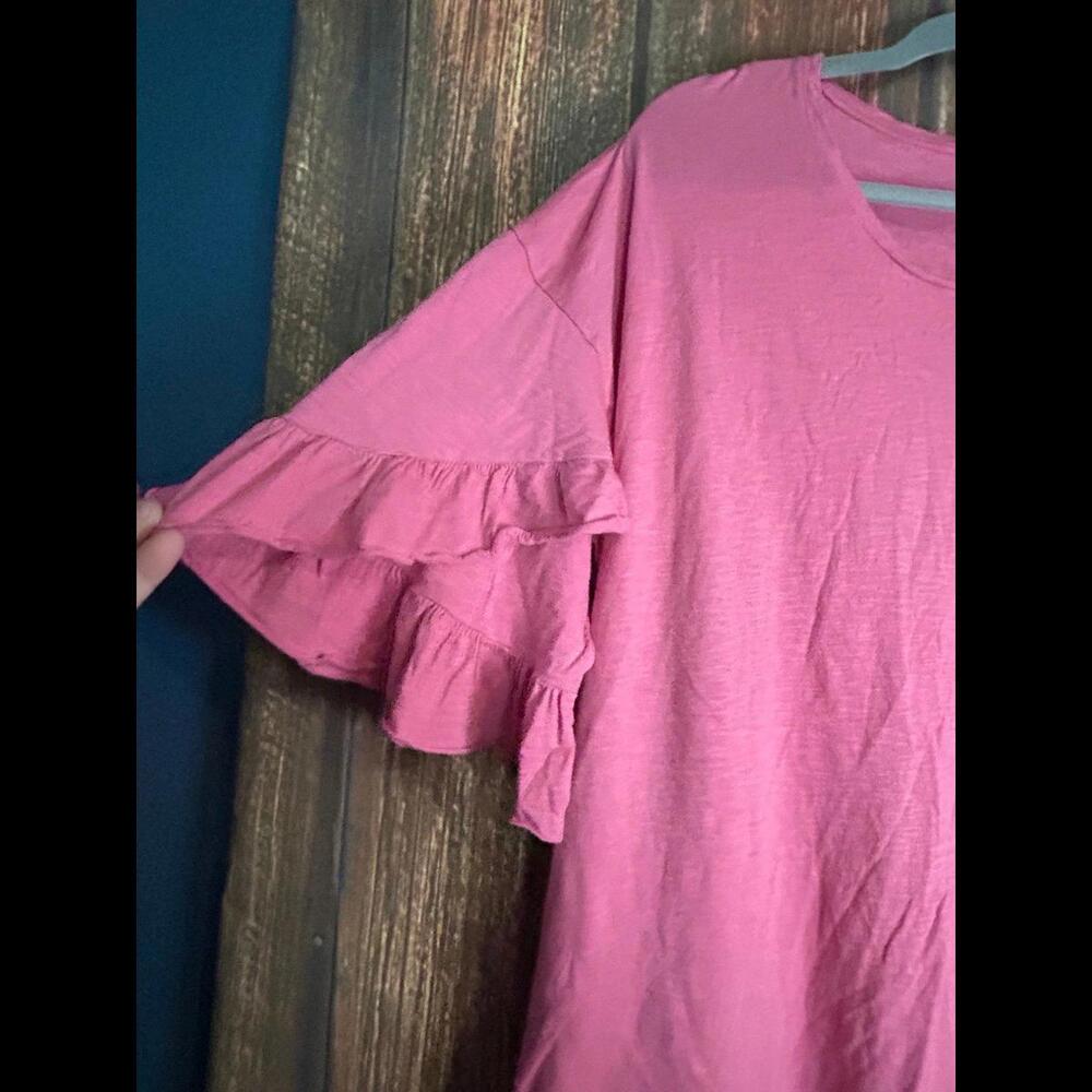 Plus Size Ruffle Sleeve Top 18/20 - Picture 3 of 5